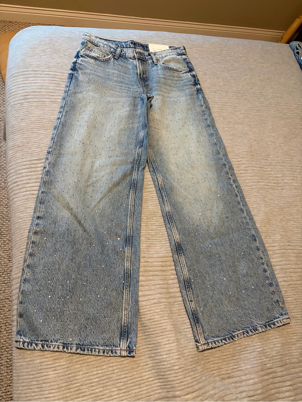 NWT JCPenney Arizona Super Low Rise Medium Wash Rhinestone Baggy Jeans